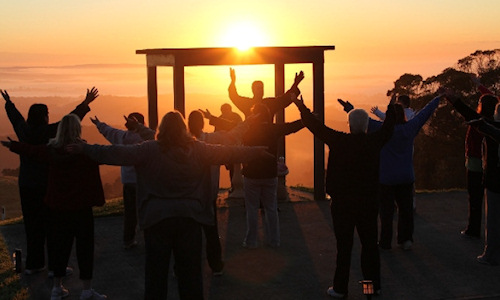retreat-group500